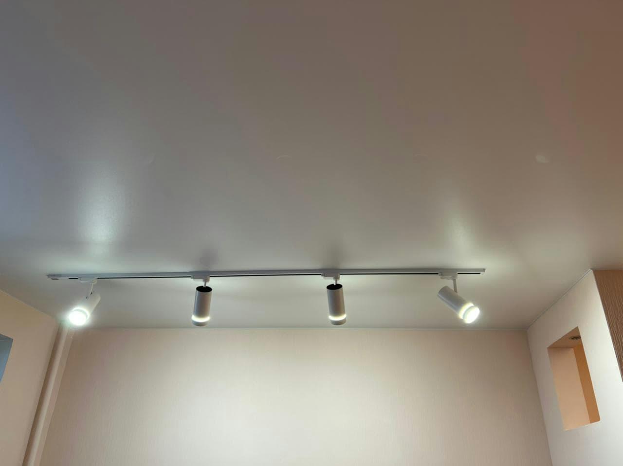 Пример теневого потолка