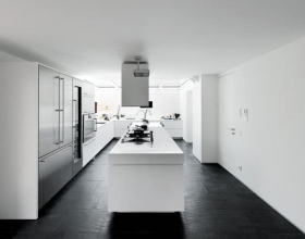 Бесшовный натяжной потолок: как установить, чем отличается.