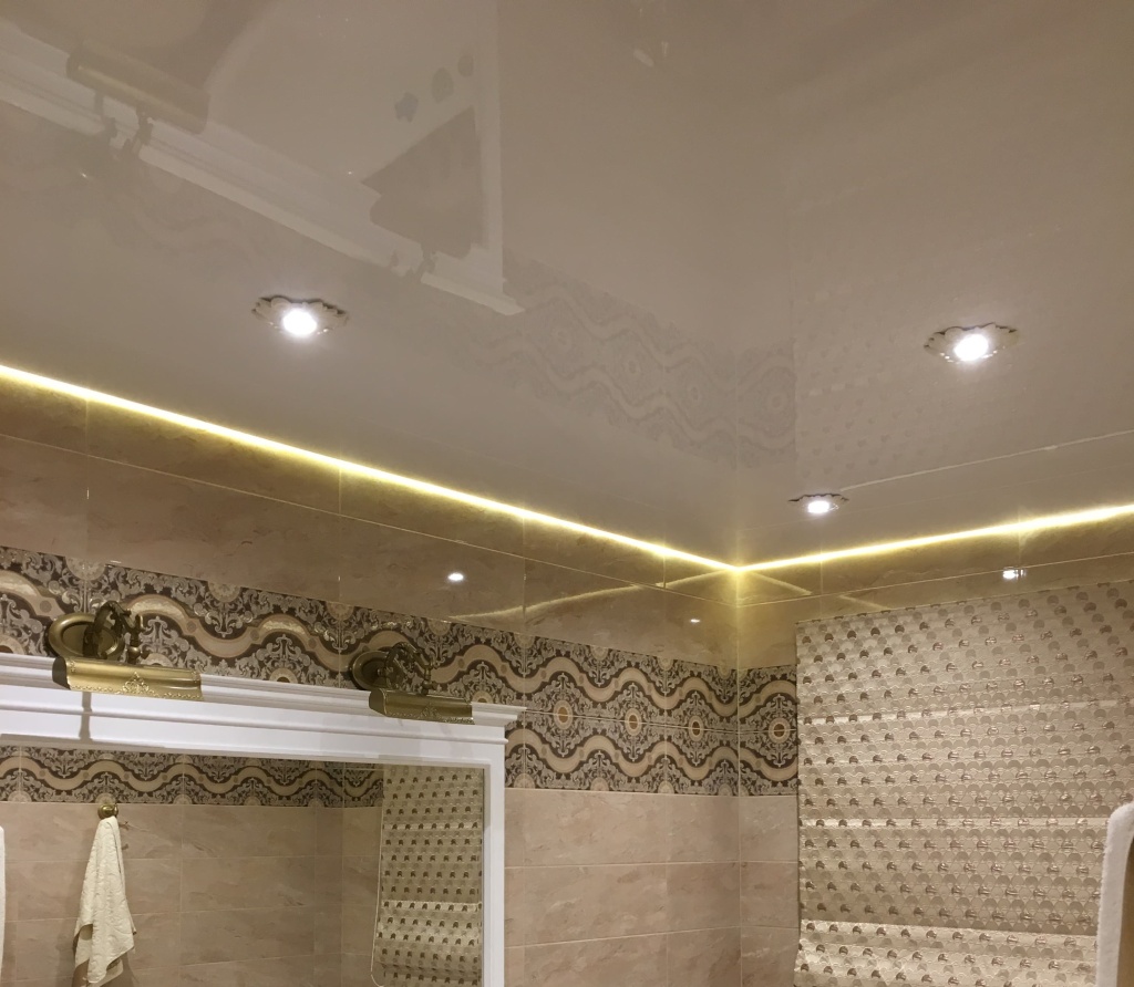 Натяжной потолок с подсветкой14 (1).jpg Натяжной потолок с подсветкой14 (1).jpg